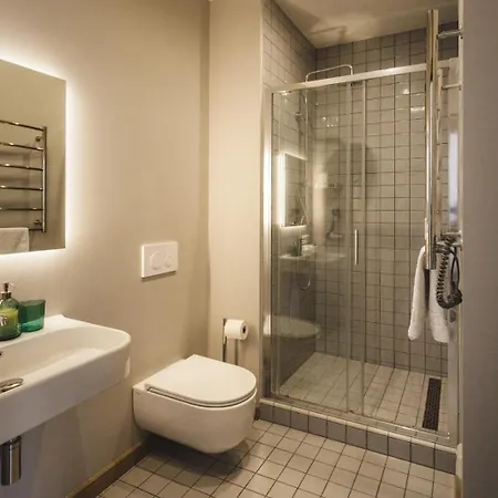 Bearsleys One Bedroom Apartmán *